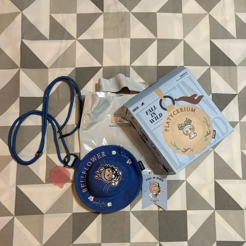 POP MART Labubu The Monsters Fall in the Wild series bucket hat mini bag - Picture 2 of 7
